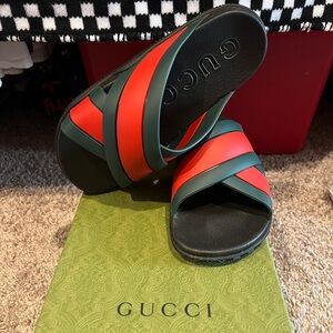 Gucci Women's Black and Red Slide Sandals
